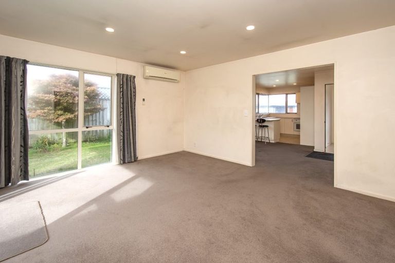 Photo of property in 32 Surfers Place, North New Brighton, Christchurch, 8083