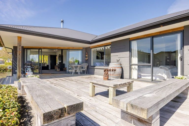 Photo of property in 14 Brooker Place, Waipukurau, 4200