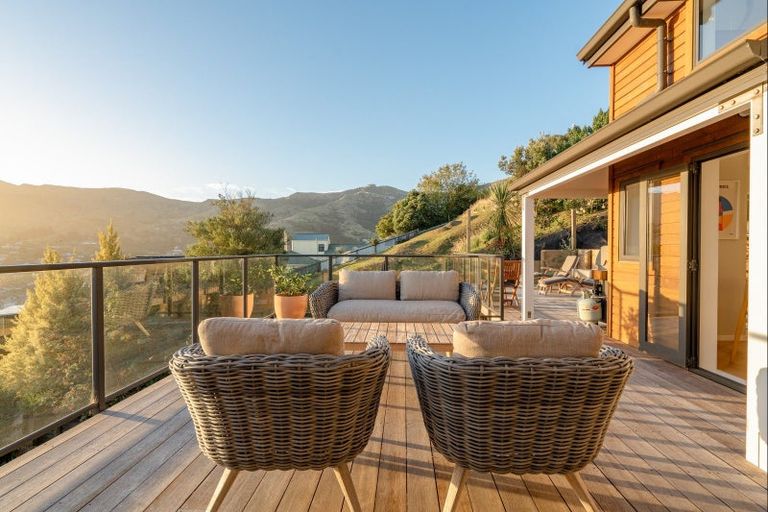 Photo of property in 30 Gilmour Terrace, Lyttelton, 8082