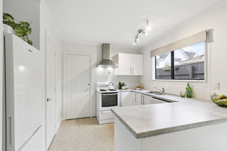 Photo of property in 51 Satara Crescent, Khandallah, Wellington, 6035