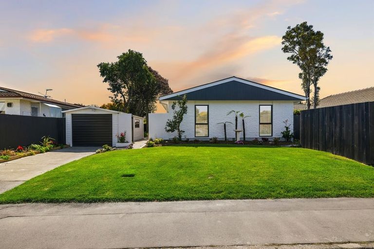 Photo of property in 20 Doncaster Street, Sockburn, Christchurch, 8042