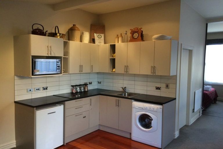 Photo of property in 7 Tonks Grove, Te Aro, Wellington, 6011