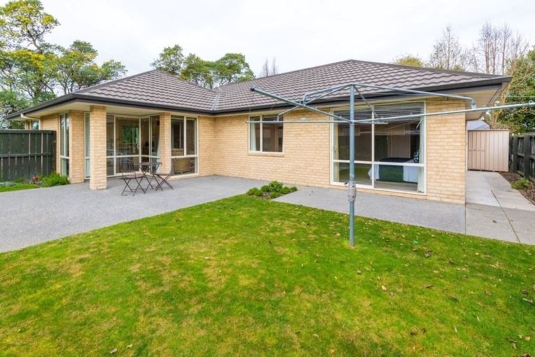 Photo of property in 34 Steadman Road, Broomfield, Christchurch, 8042