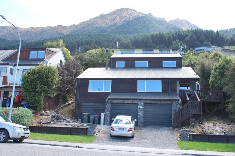 Photo of property in 140 Fernhill Road, Fernhill, Queenstown, 9300