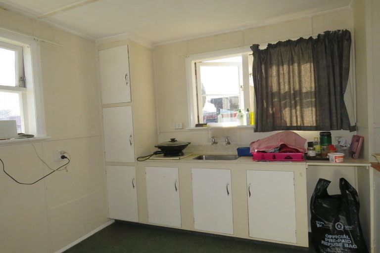 Photo of property in 48 Domett Street, Westport, 7825