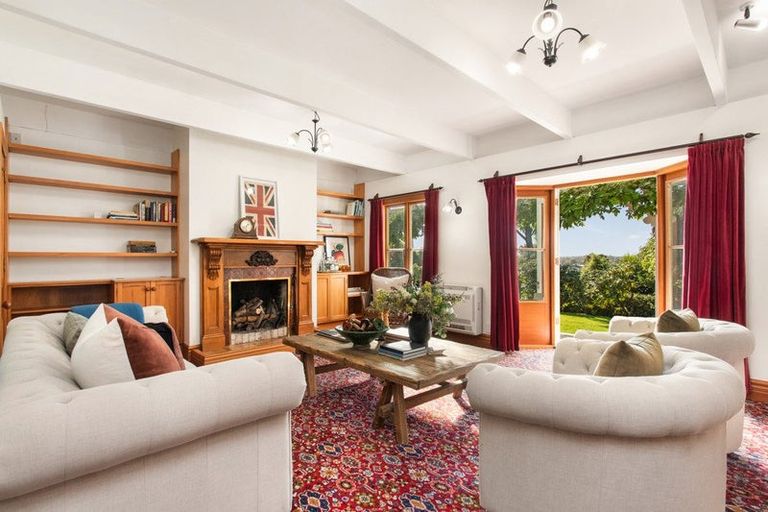 Photo of property in 23 Hyndhope Road, Kennedys Bush, Christchurch, 8025