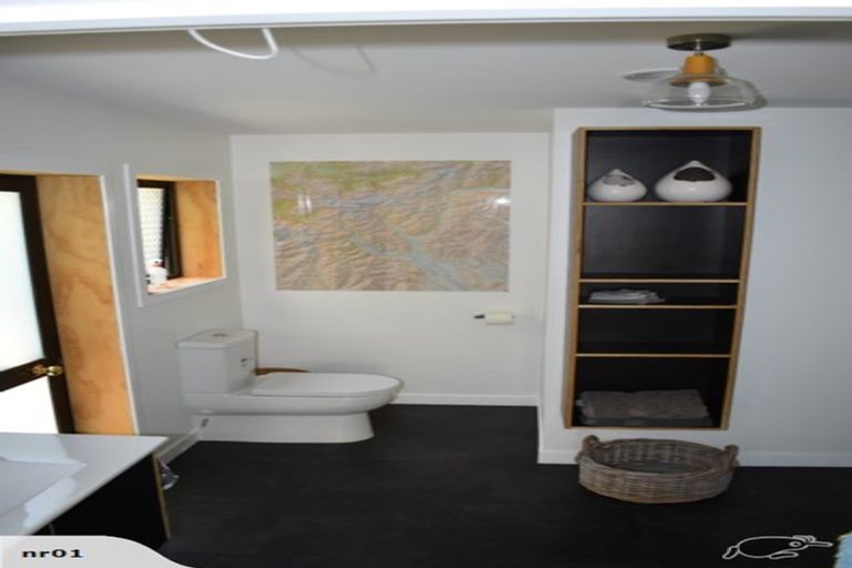Photo of property in 13 Bayview Place, Cass Bay, Lyttelton, 8082