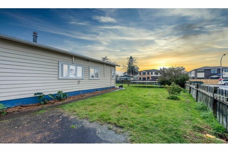 Photo of property in 1/52 Jellicoe Road, Manurewa, Auckland, 2102