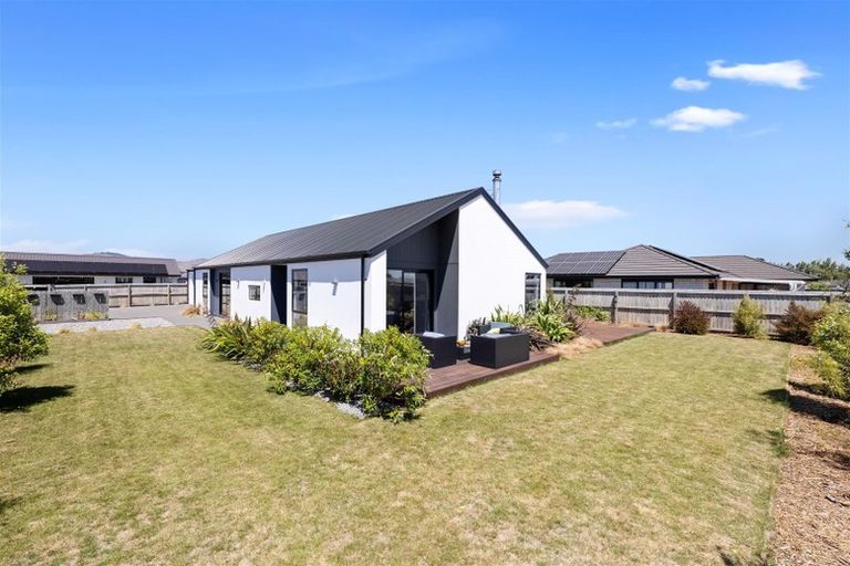 Photo of property in 21 Romanee Lane, Wigram, Christchurch, 8025