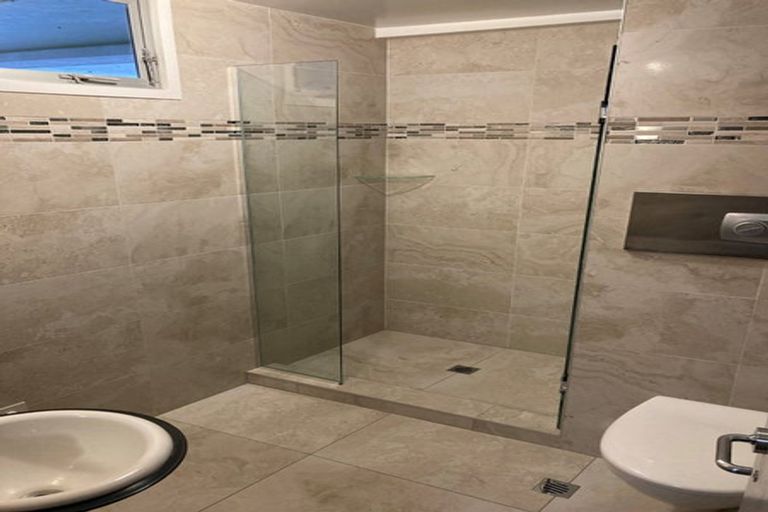 Photo of property in St Pauls Apartments, 51/43u Mulgrave Street, Thorndon, Wellington, 6011