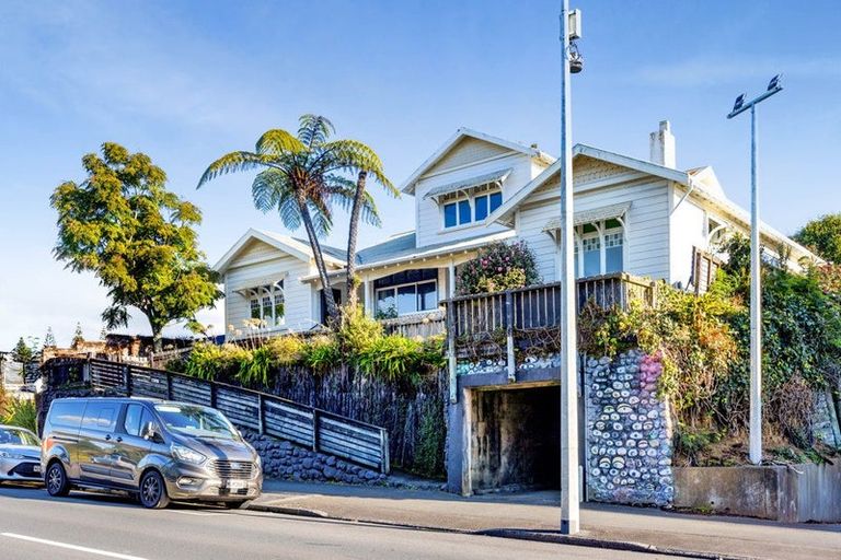 Photo of property in 98 Liardet Street, New Plymouth, 4310