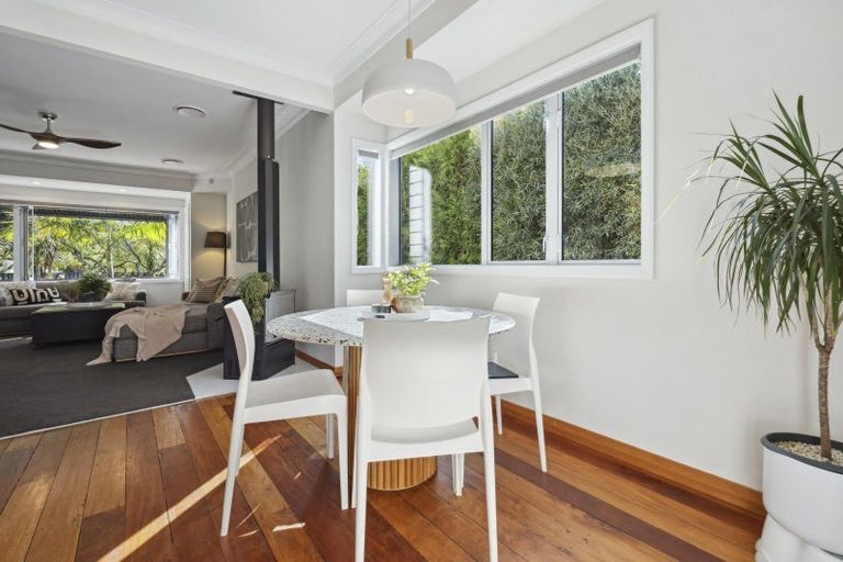 Photo of property in 4 Princes Street, Riverhead, 0820
