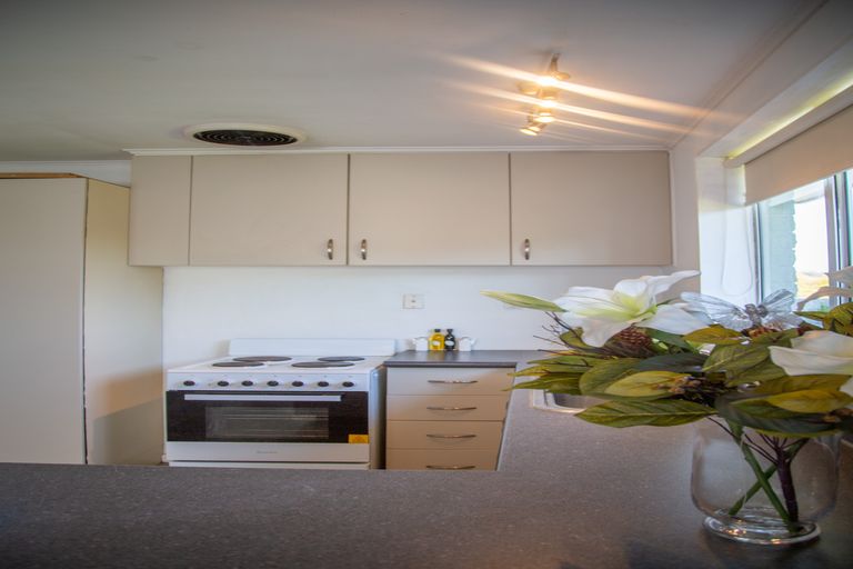 Photo of property in 19 Sturrocks Road, Redwood, Christchurch, 8051