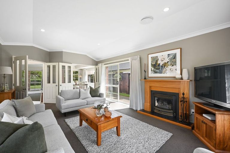 Photo of property in 12 Raungawari Drive, Huntington, Hamilton, 3210