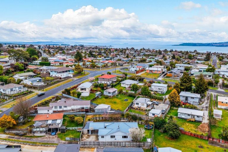 Photo of property in 1/133 Elizabeth Street, Tauhara, Taupo, 3330