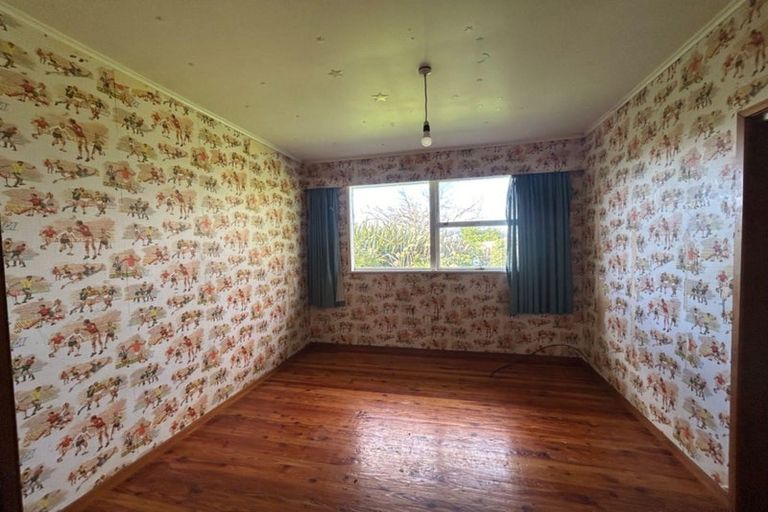 Photo of property in 57 Helena Street, Massey, Auckland, 0614