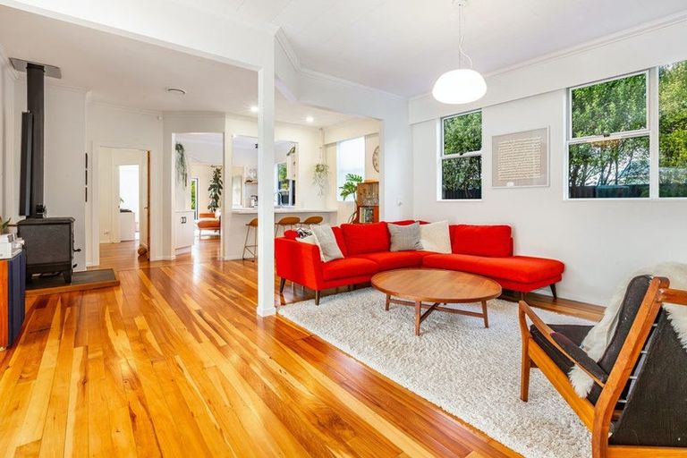 Photo of property in 15 Foster Crescent, Belmont, Lower Hutt, 5010