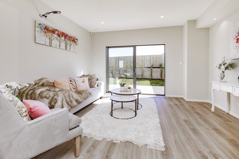 Photo of property in 10b Kotahitanga Street, Papakura, 2110