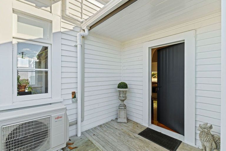 Photo of property in 2c Saint Leonard Street, Saint Johns Hill, Whanganui, 4501