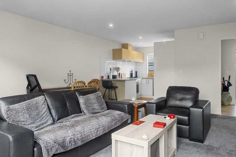 Photo of property in 2/78 Canon Street, St Albans, Christchurch, 8014