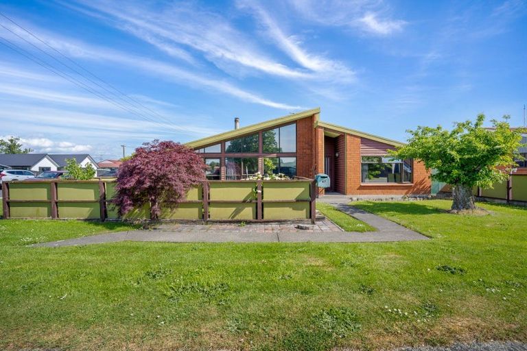 Photo of property in 47 Home Street, Winton, 9720