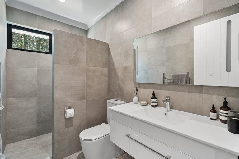 Photo of property in 40 Awanui Crescent, Matakana, 0985