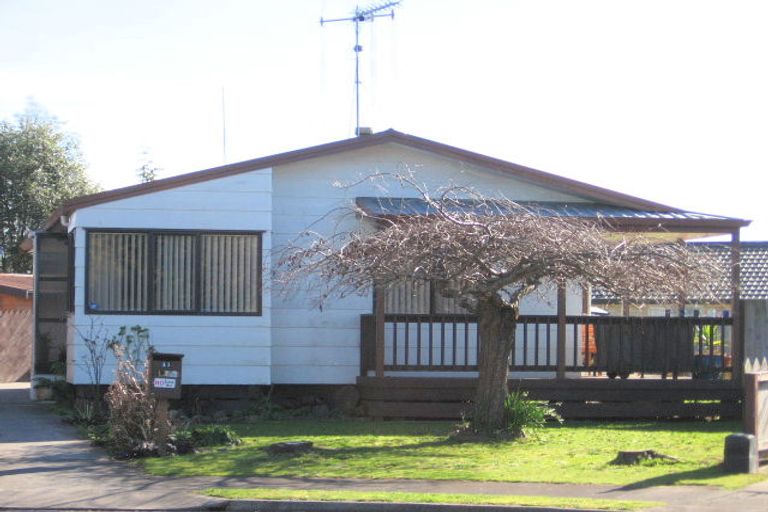 Photo of property in 14 Flemington Place, Nawton, Hamilton, 3200