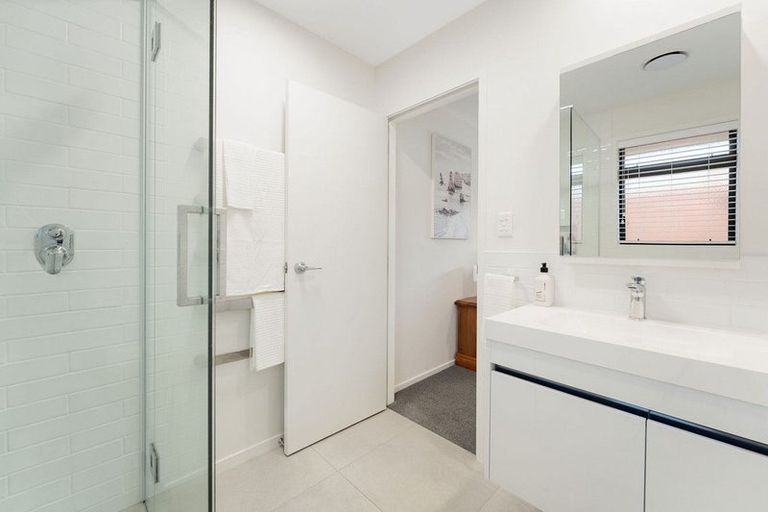 Photo of property in 18 Alva Glen Place, Pyes Pa, Tauranga, 3112