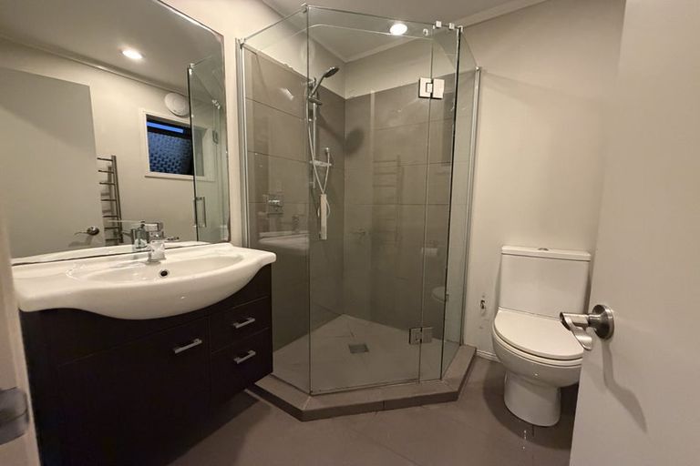 Photo of property in 113 Redoubt Road, Goodwood Heights, Auckland, 2105