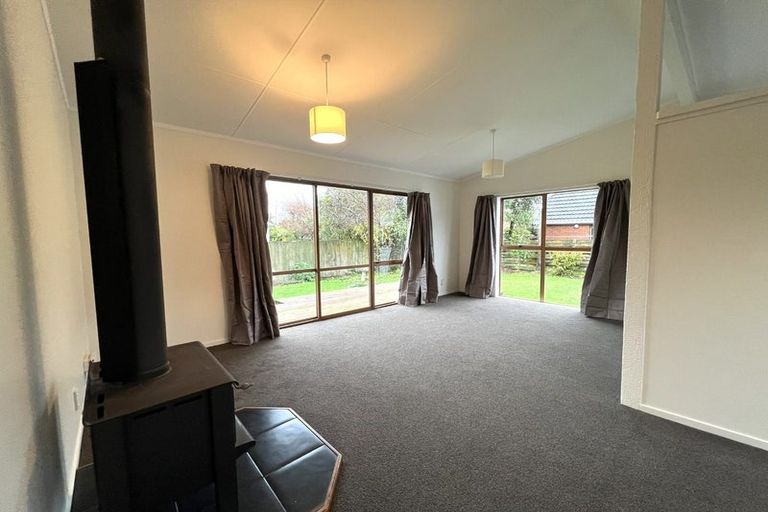 Photo of property in 29b Oriwa Street, Waikanae, 5036