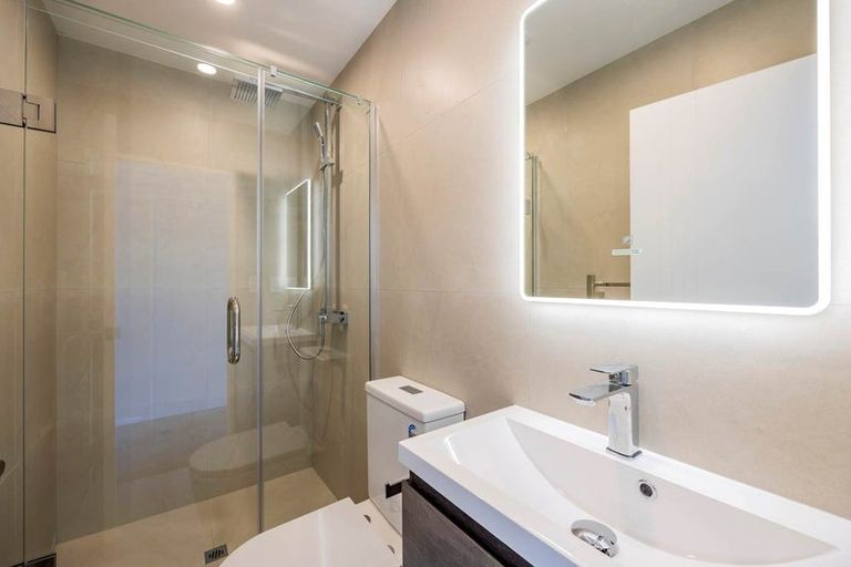 Photo of property in 649d Te Atatu Road, Te Atatu Peninsula, Auckland, 0610