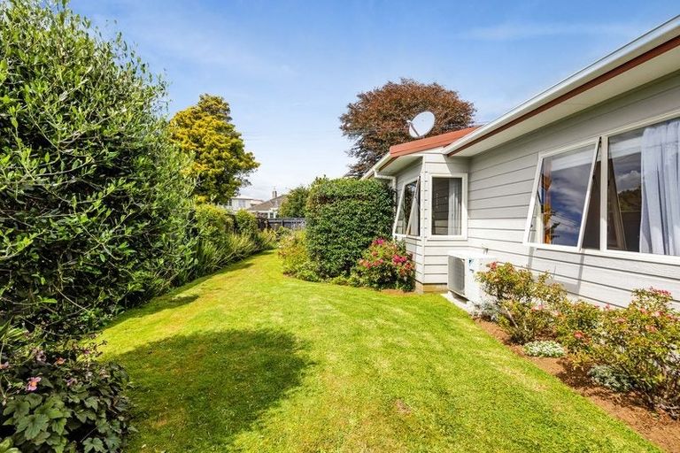 Photo of property in 9b Drake Street, Vogeltown, New Plymouth, 4310