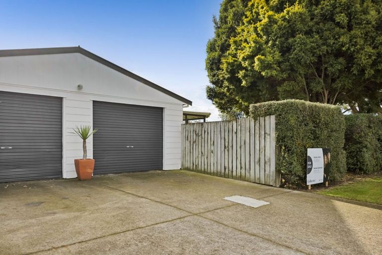 Photo of property in 14 Weld Street, Normanby, Hawera, 4614