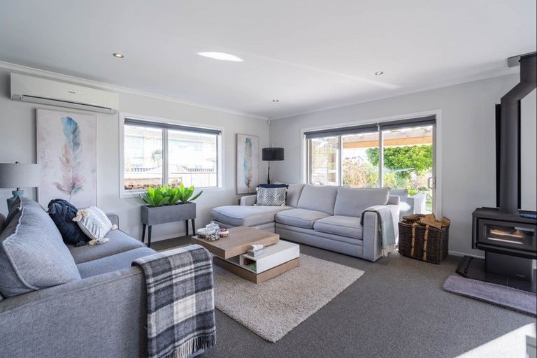 Photo of property in 120 Main Road, Waikanae, 5036
