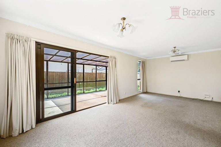 Photo of property in 3/45a Main Road, Redcliffs, Christchurch, 8081
