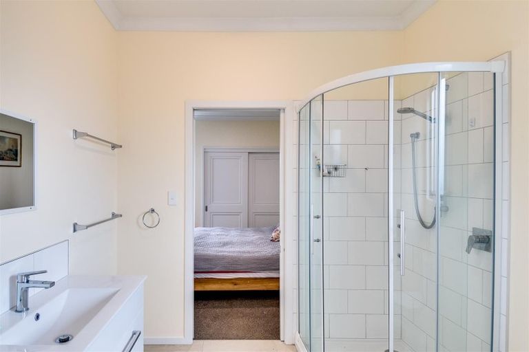 Photo of property in 44 Mcgreevy Street, Waipawa, 4210