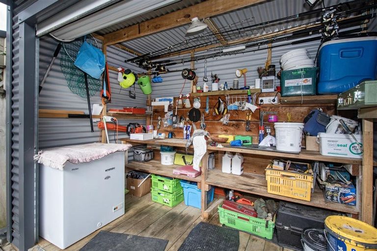 Photo of property in 12 Tieke Place, Horahora, Whangarei, 0110