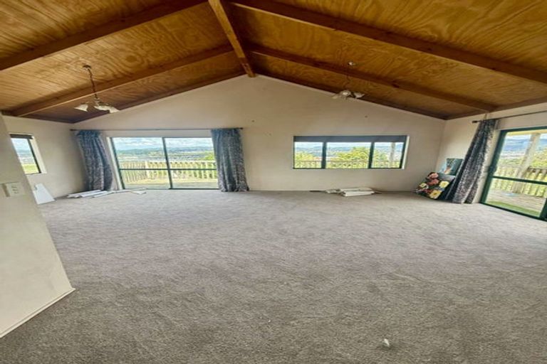 Photo of property in 32 Panorama Drive, Parahaki, Whangarei, 0112