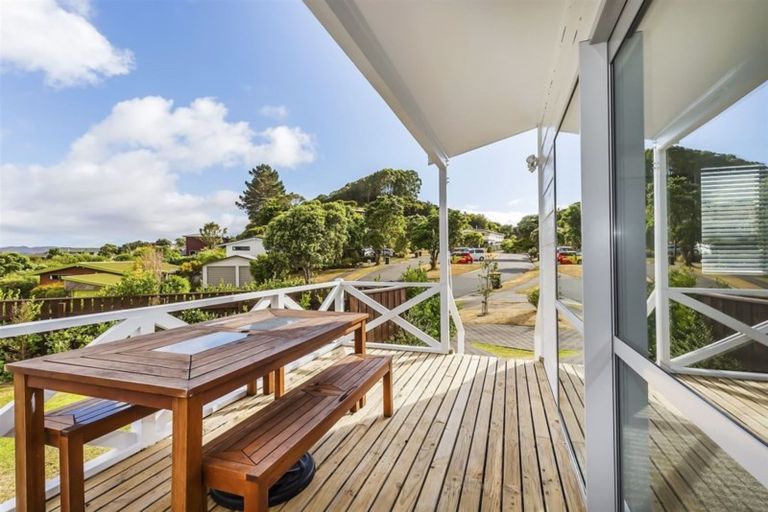 Photo of property in 88 Mercury Way, Whitby, Porirua, 5024