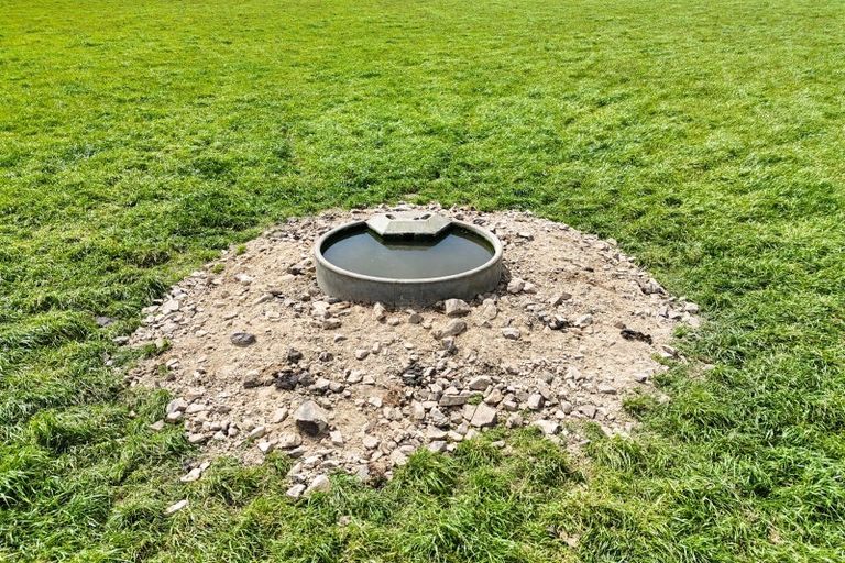 Photo of property in 242 Caroline Valley Road, Caroline, Dipton, 9791