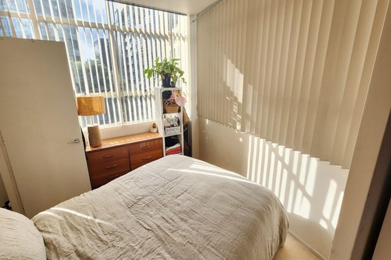 Photo of property in Hume House, 152u2 The Terrace, Wellington Central, Wellington, 6011