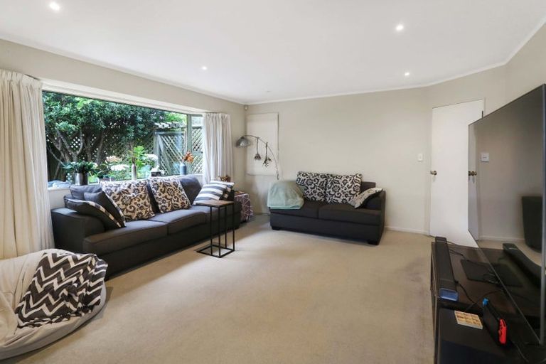 Photo of property in 40a Cunliffe Street, Johnsonville, Wellington, 6037