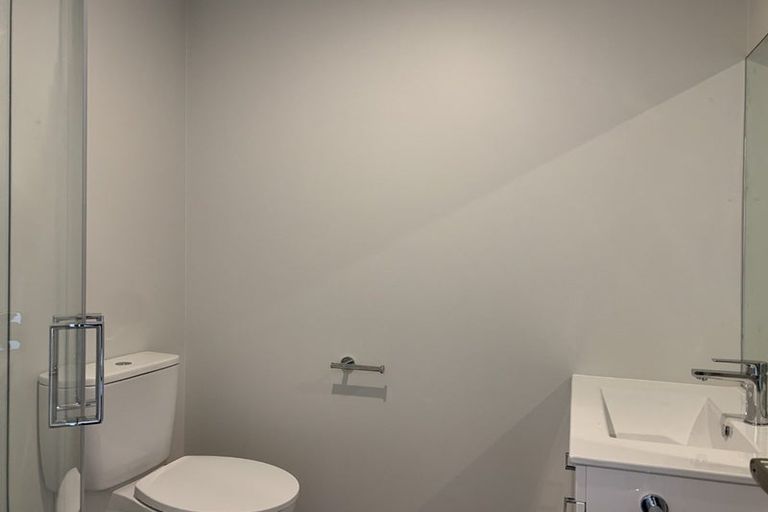 Photo of property in 2/125b Metcalfe Road, Ranui, Auckland, 0612