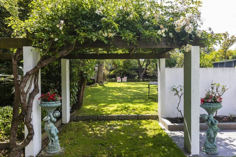 Photo of property in 36 Jacksons Road, Lyttelton, 8082