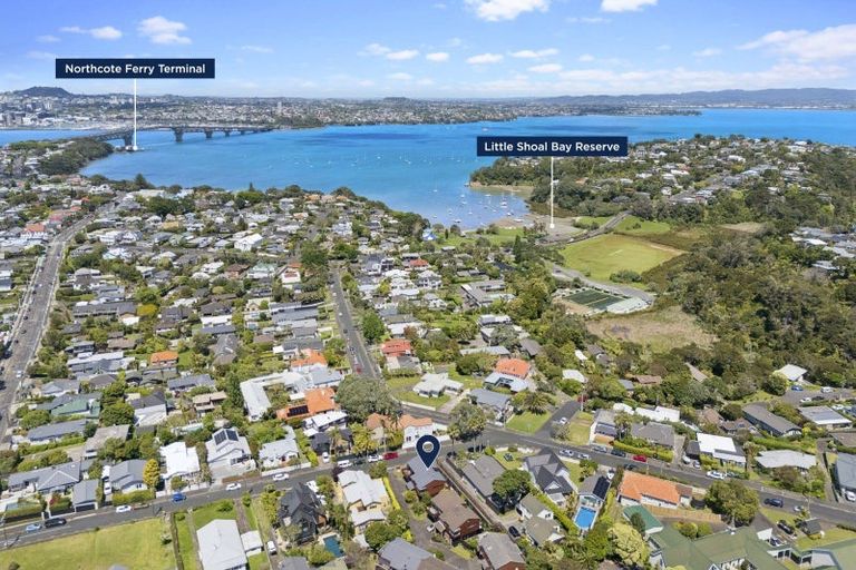 Photo of property in 1/11 Faulkner Road, Northcote Point, Auckland, 0627