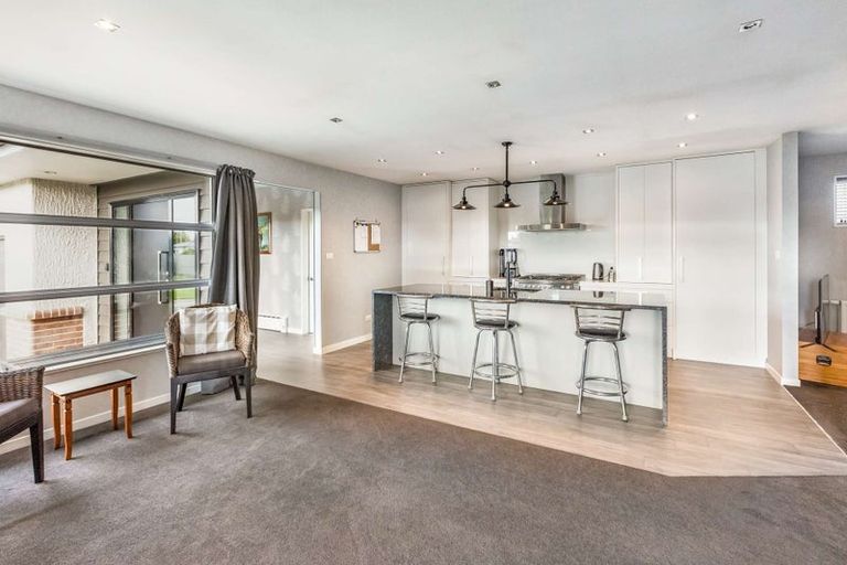 Photo of property in 12 Kitchener Street, Gore, 9710