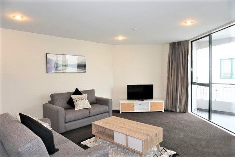 Photo of property in St James Courts, 5/77 Gloucester Street, Christchurch Central, Christchurch, 8013