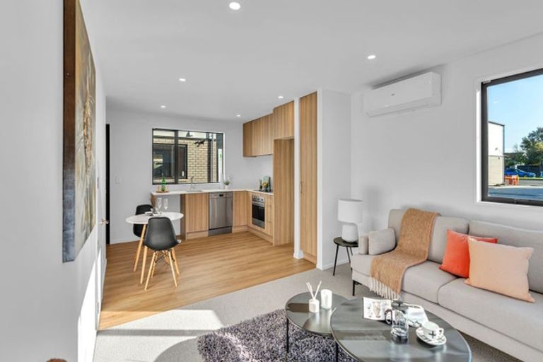 Photo of property in 9/112 Aldwins Road, Phillipstown, Christchurch, 8062