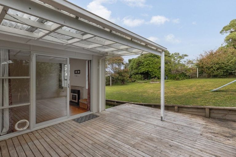 Photo of property in 124 Te Pene Avenue, Titahi Bay, Porirua, 5022