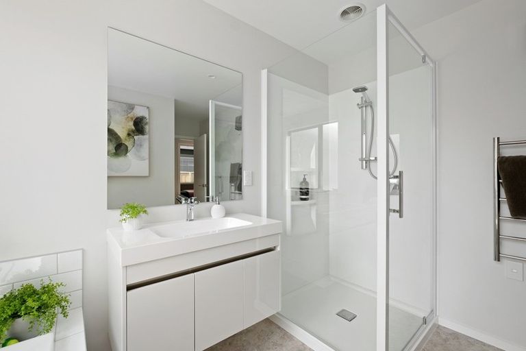 Photo of property in 45 Mount Linton Avenue, Wanaka, 9305